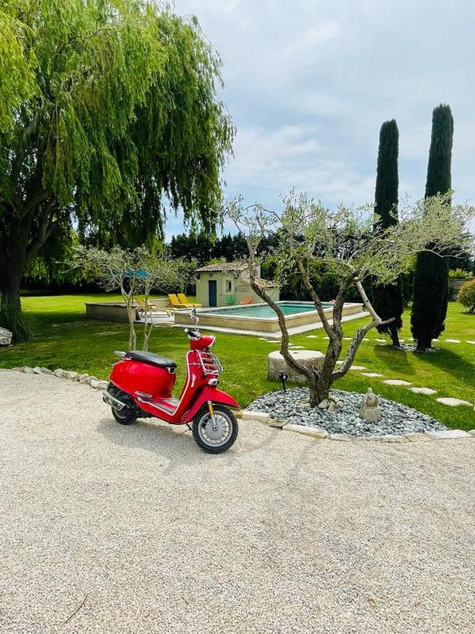 LʼIsle-sur-la-Sorgue Mas Des Muses B&B 외부 사진